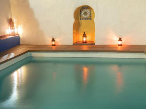 Villa Carlitos, Comares